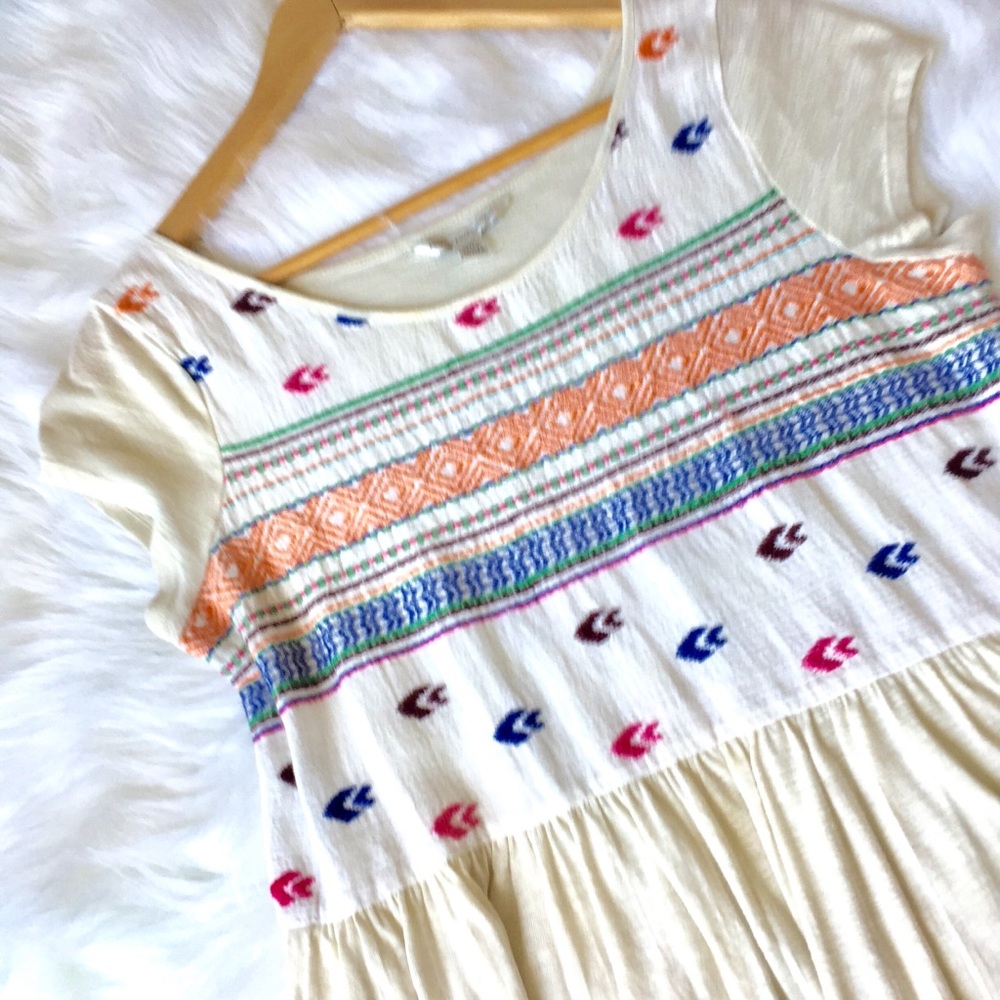 {American Eagle Outfitters} Boho Ruffle Crop Top